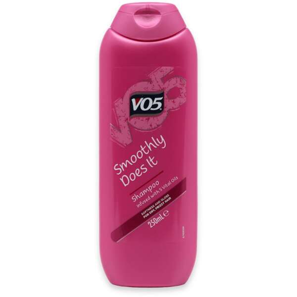 Vo5 Smoothly Does It Shampoo 250ml